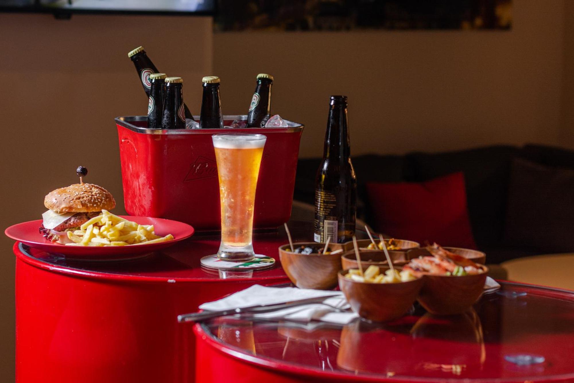 Ibis Casablanca Sidi Maarouf Hotel Bagian luar foto