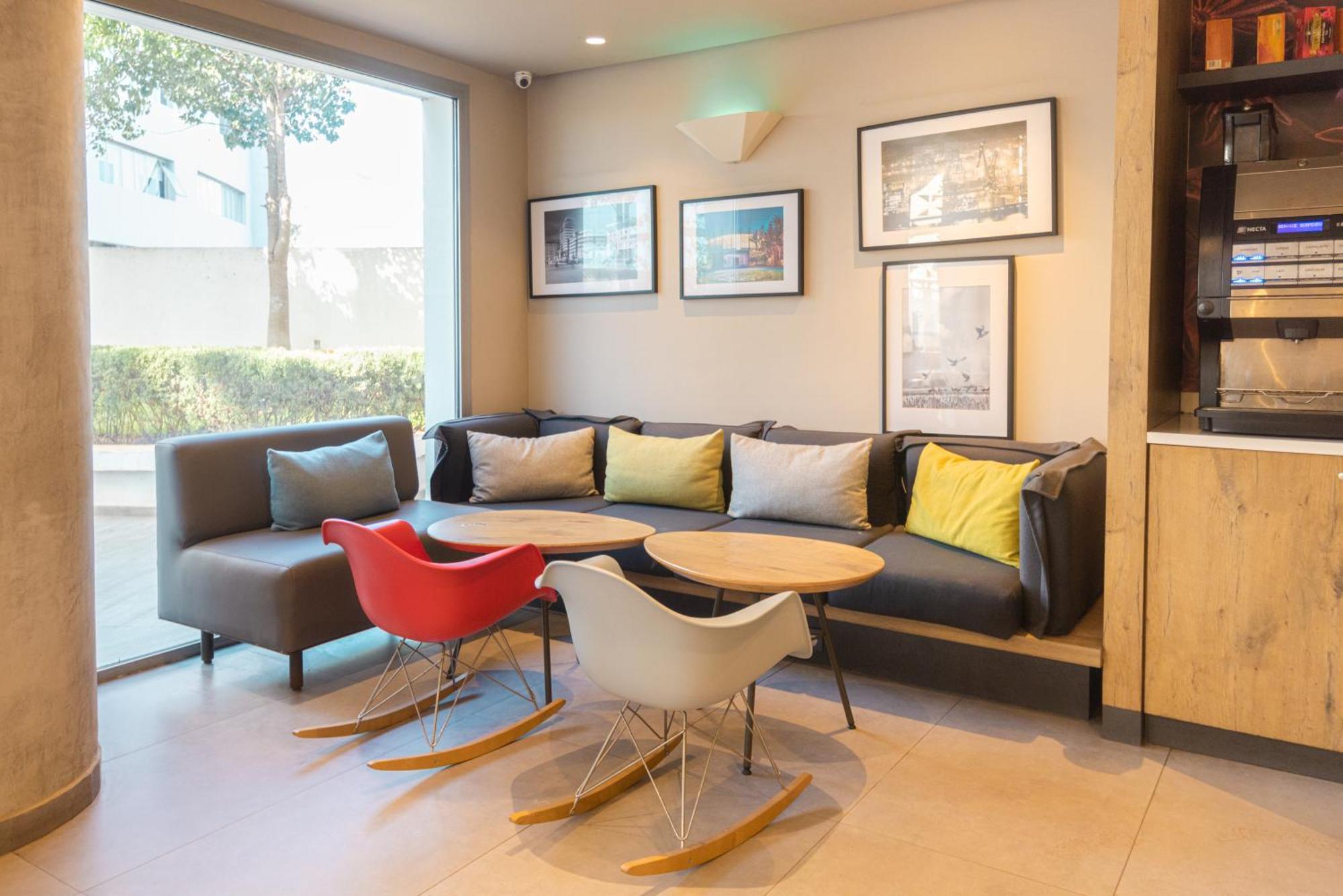 Ibis Casablanca Sidi Maarouf Hotel Bagian luar foto