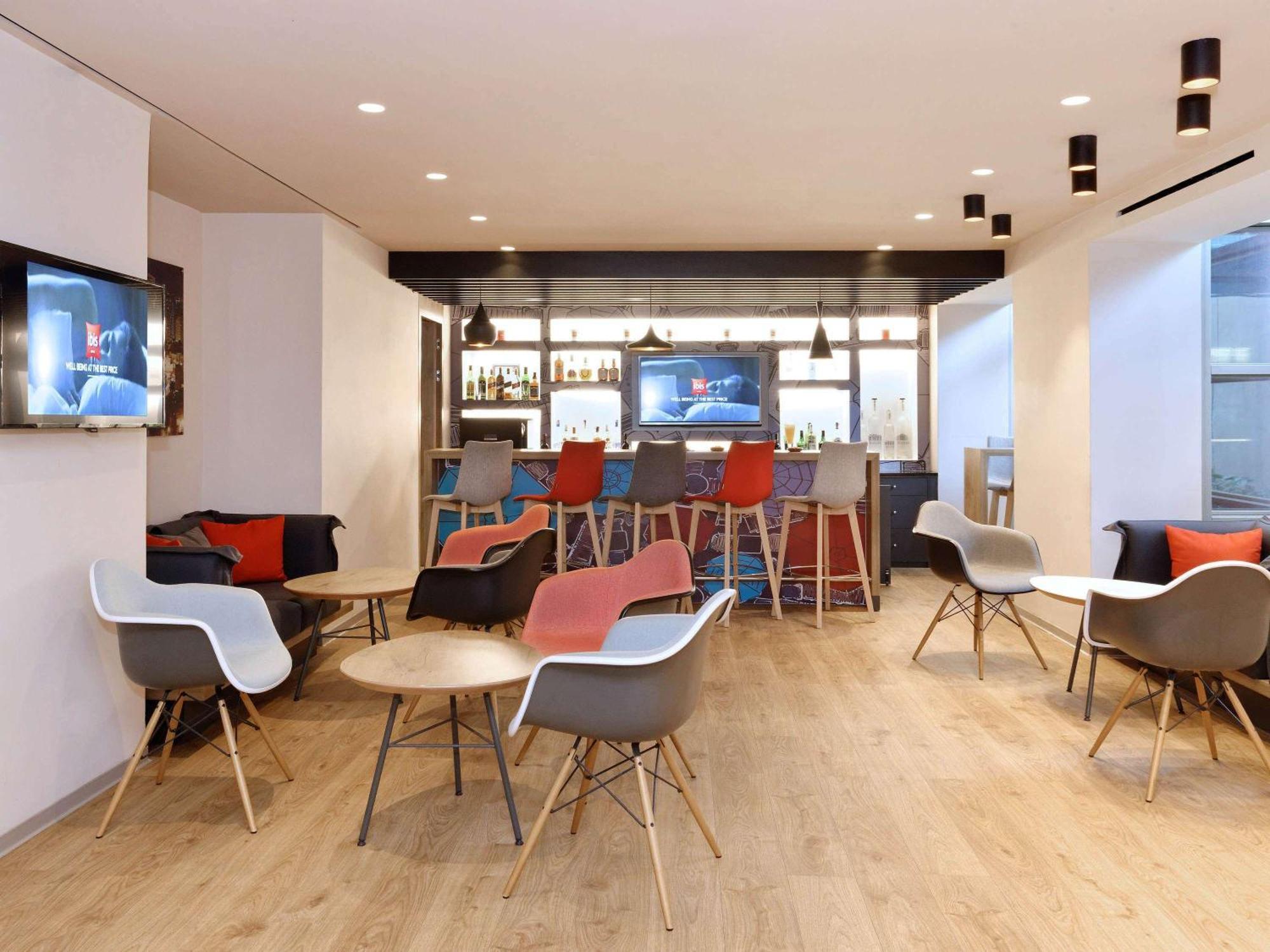 Ibis Casablanca Sidi Maarouf Hotel Bagian luar foto